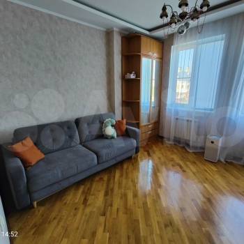 Продается 1-комнатная квартира, 35 м²