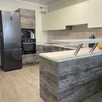 Продается 2-х комнатная квартира, 65 м²