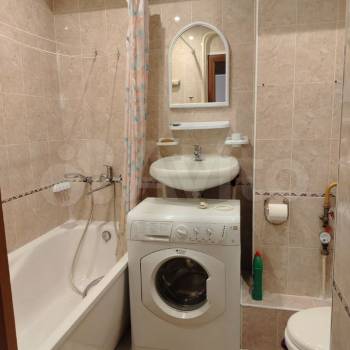 Продается 1-комнатная квартира, 37 м²