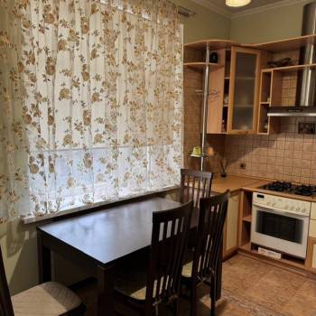 Продается 2-х комнатная квартира, 72,8 м²