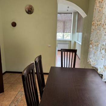 Продается 2-х комнатная квартира, 72,8 м²