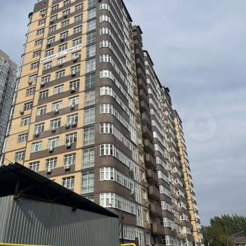 Продается 1-комнатная квартира, 46 м²