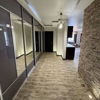 Продается 2-х комнатная квартира, 86 м²