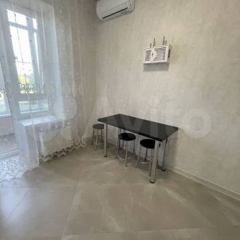 Сдается 1-комнатная квартира, 39 м²