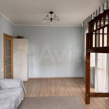 Продается 2-х комнатная квартира, 61 м²