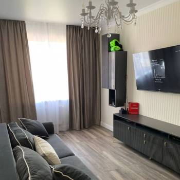 Продается 1-комнатная квартира, 40,5 м²