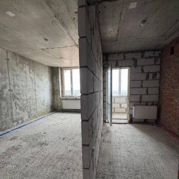 Продается 1-комнатная квартира, 38 м²