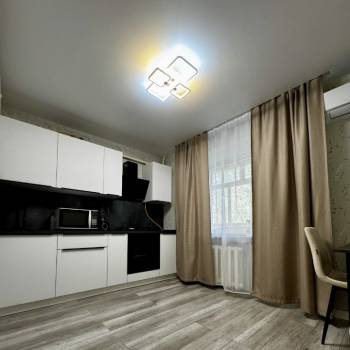 Сдается 2-х комнатная квартира, 60 м²