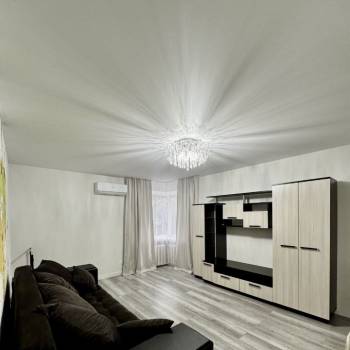 Сдается 2-х комнатная квартира, 60 м²