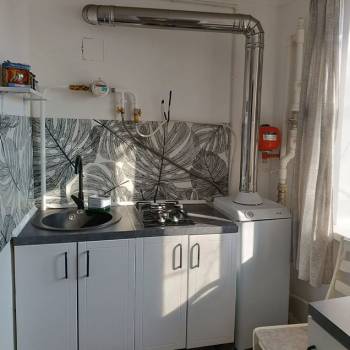 Продается 3-х комнатная квартира, 40,5 м²