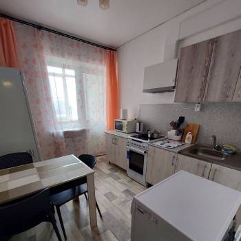 Продается 1-комнатная квартира, 37,5 м²