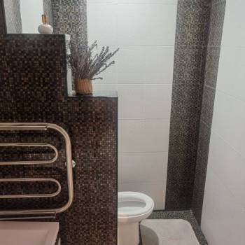 Продается 1-комнатная квартира, 57 м²