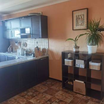 Продается 1-комнатная квартира, 57 м²