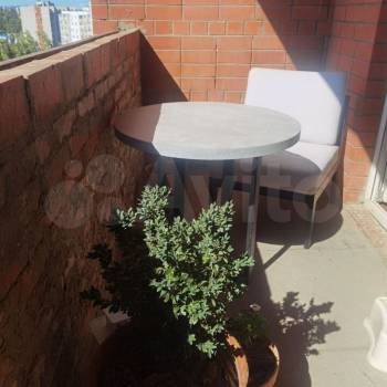 Продается 1-комнатная квартира, 57 м²