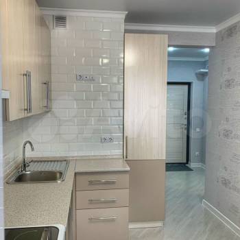 Продается 1-комнатная квартира, 37,3 м²