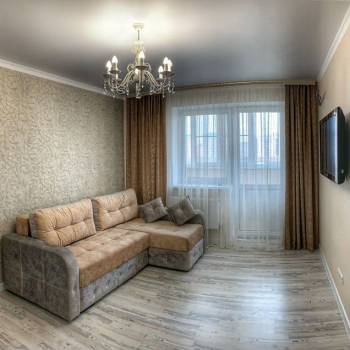 Продается 1-комнатная квартира, 37,3 м²