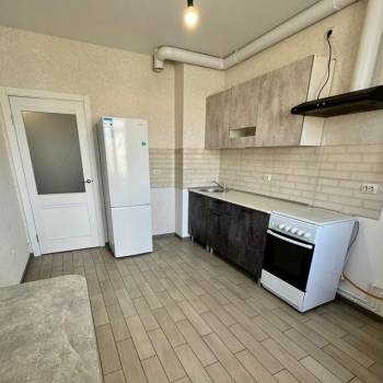 Продается 1-комнатная квартира, 40 м²