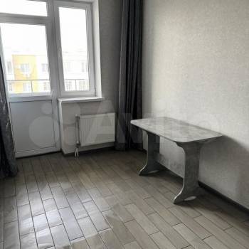 Продается 1-комнатная квартира, 40 м²