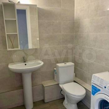 Продается 1-комнатная квартира, 40 м²