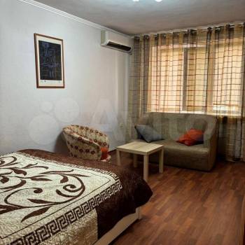 Продается 1-комнатная квартира, 42,8 м²