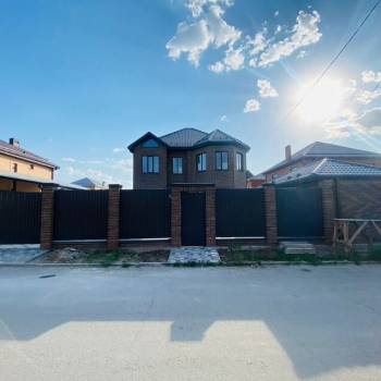 Продается Дом, 230 м²