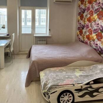 Продается 1-комнатная квартира, 38 м²