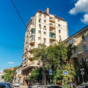 Продается 2-х комнатная квартира, 83 м²