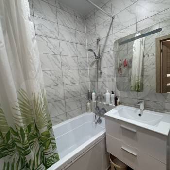 Продается 2-х комнатная квартира, 49,6 м²