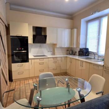 Продается 2-х комнатная квартира, 60 м²