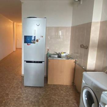 Продается 1-комнатная квартира, 43 м²