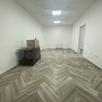 Сдается Нежилое помещение, 100 м²