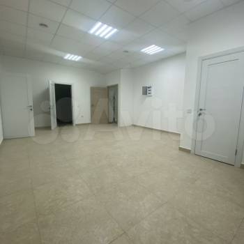 Сдается Нежилое помещение, 100 м²