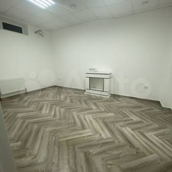 Сдается Нежилое помещение, 100 м²