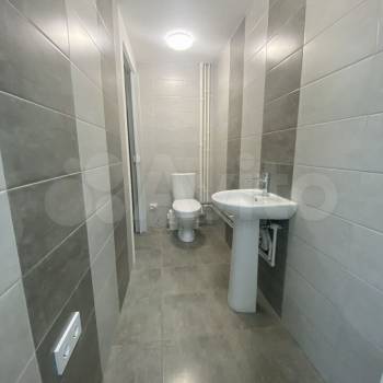 Сдается Нежилое помещение, 100 м²