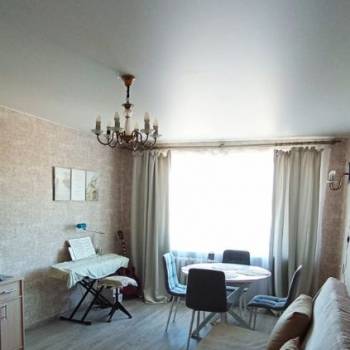 Продается Многокомнатная квартира, 69,9 м²