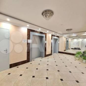 Продается Многокомнатная квартира, 83 м²