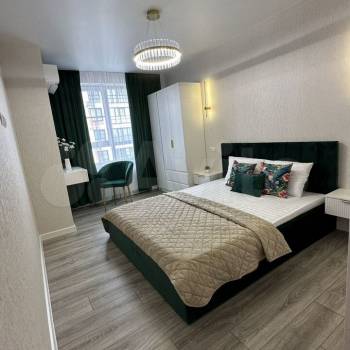 Продается 1-комнатная квартира, 37 м²