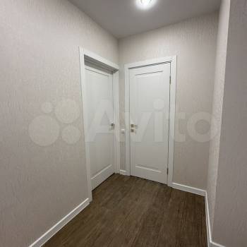 Продается 1-комнатная квартира, 37 м²