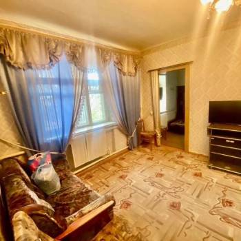 Продается 3-х комнатная квартира, 53 м²