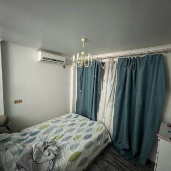 Продается 1-комнатная квартира, 37 м²