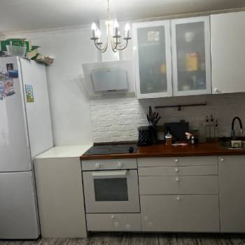 Продается 1-комнатная квартира, 37 м²