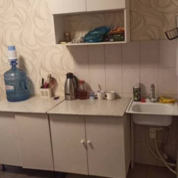 Продается 1-комнатная квартира, 37 м²