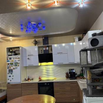 Продается Многокомнатная квартира, 73,8 м²