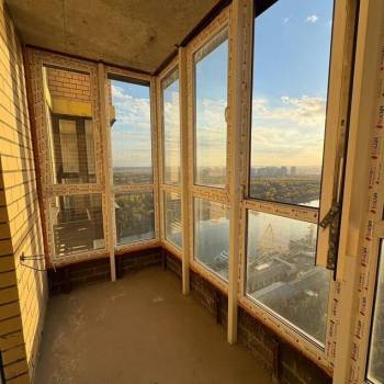 Продается 1-комнатная квартира, 42 м²