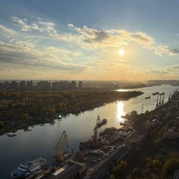 Продается 1-комнатная квартира, 42 м²