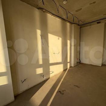 Продается 1-комнатная квартира, 42 м²