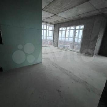 Продается 1-комнатная квартира, 250 м²