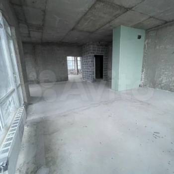 Продается 1-комнатная квартира, 250 м²