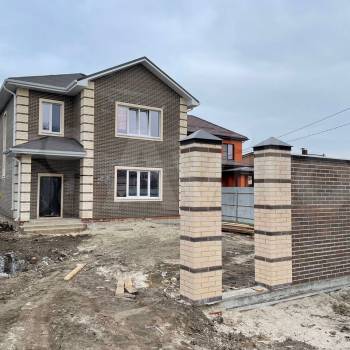 Продается Дом, 194 м²