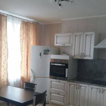 Сдается Многокомнатная квартира, 108 м²